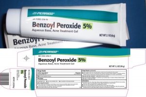 Benzoyl peroxide trị mụn