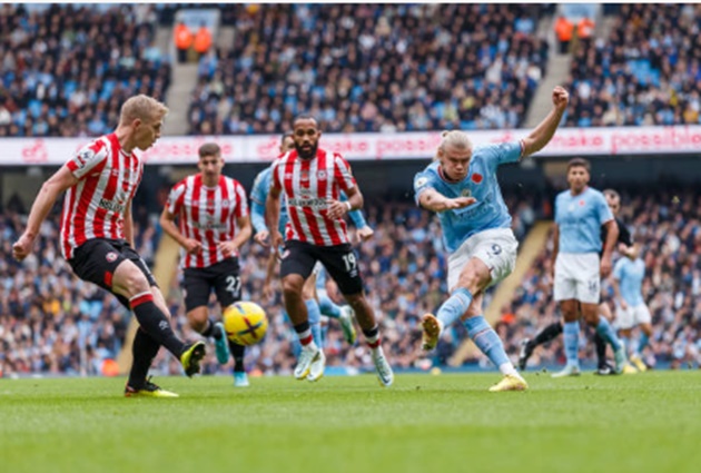 Ian Wright explains how Brentford managed to keep Erling Haaland quiet for Man City - Bóng Đá